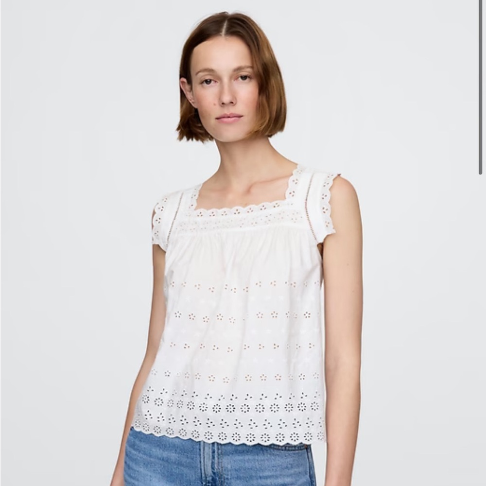 Gap x DOEN viral white eyelit tank top